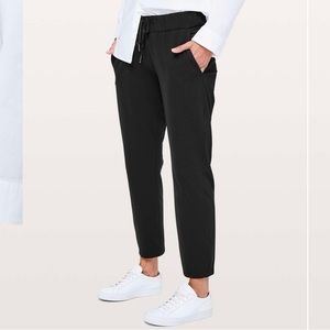 Lululemon On the Fly Joggers
